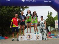 David Huertas y Paula Jiménez campeones de Aragón de Acuatlón 2019 