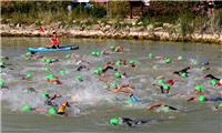 Hendrik Becker y Patricia Agustín se adjudican el III Triatlón Olímpico no Drafting de Ejea