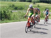 Lorenzo Buil y Ana Capella vencen en el III Triatlón Valle de Tena