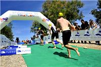 Óscar Ramón y Lucía Cinto, vencedores del III Triatlón Cros Mar de Aragón-Caspe 2011