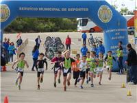 En Motorland se decidieron los títulos autonómicos de duatlón escolar