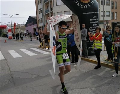 Leticia Soria y Lucas Aurell inauguran el palmarés del I Duatlón Cros “Mariano El Topo”