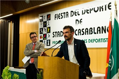 Jesús Sánchez recibe el Premio Óscar Lou a los valores humanos en el Deporte