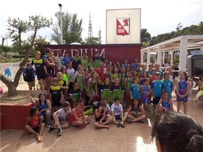 El Acuatlón de Stadium Venecia se convierte en un clásico y no para de crecer