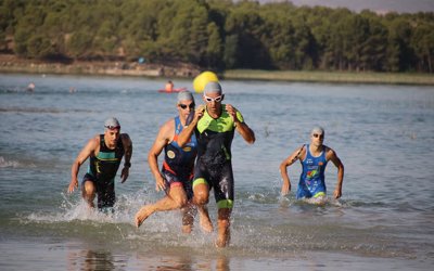 Acuerdo de colaboración con el Sport Center La Estanca de Alcañiz para los programas de Tecinificación FATRI