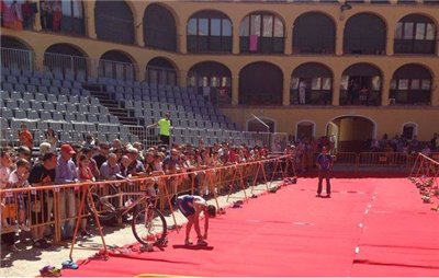 Tarazona pone en juego el título autonómico de Triatlón Cros