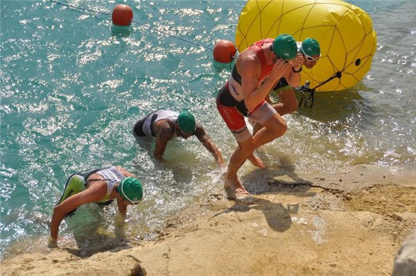 El VIII Triatlón Cros de San Blas se suspende por no alcanzar el mínimo de inscritos