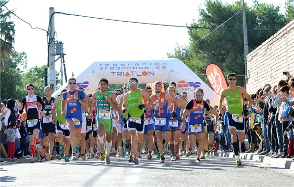 Felipe Muñoz y Ana Revilla lideran la Copa Aragonesa de Duatlón Cros